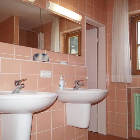 Ferienhaus-eschenlohe-direkt-in-bergnaehe-wanderungen-und-mountainbike-vom-haus-aus-moeglich * Eschenlohe