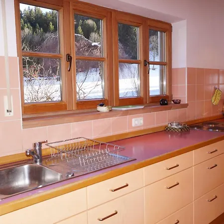 Ferienhaus-eschenlohe-direkt-in-bergnaehe-wanderungen-und-mountainbike-vom-haus-aus-moeglich * Eschenlohe